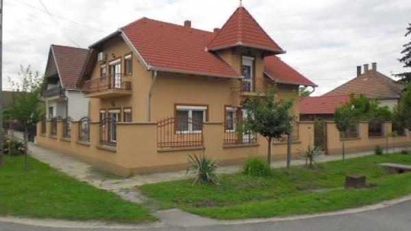 Szemán Kis Apartmanok Harkány Kültér fotó
